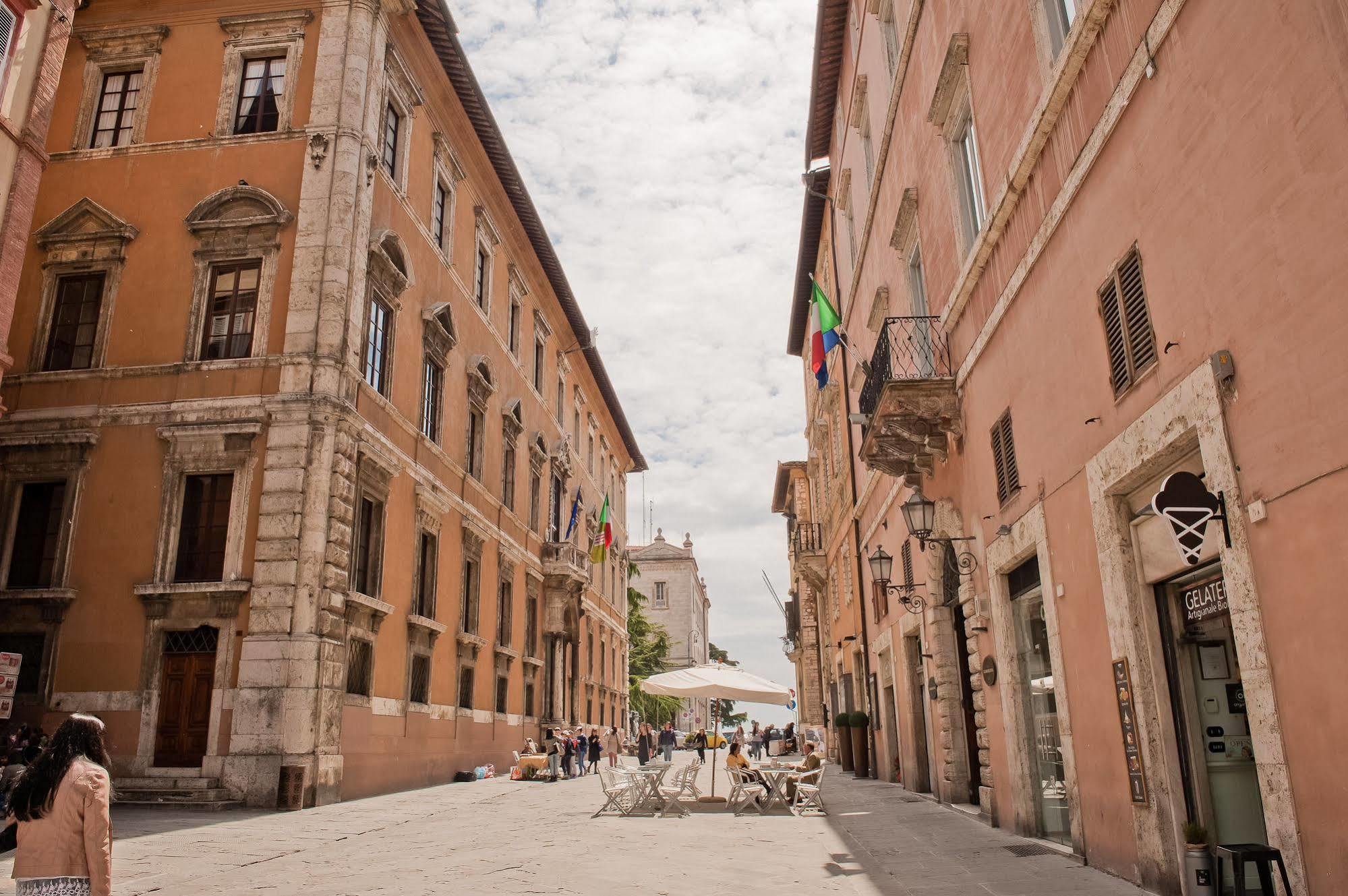 Locanda Della Posta Boutique Hotel Perugia Luaran gambar