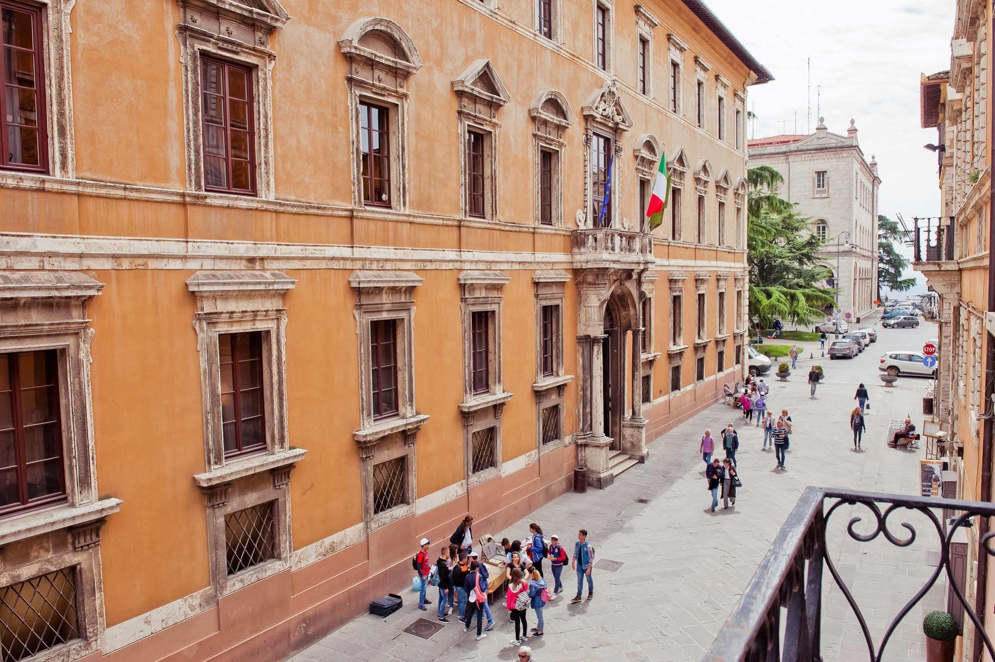 Locanda Della Posta Boutique Hotel Perugia Luaran gambar